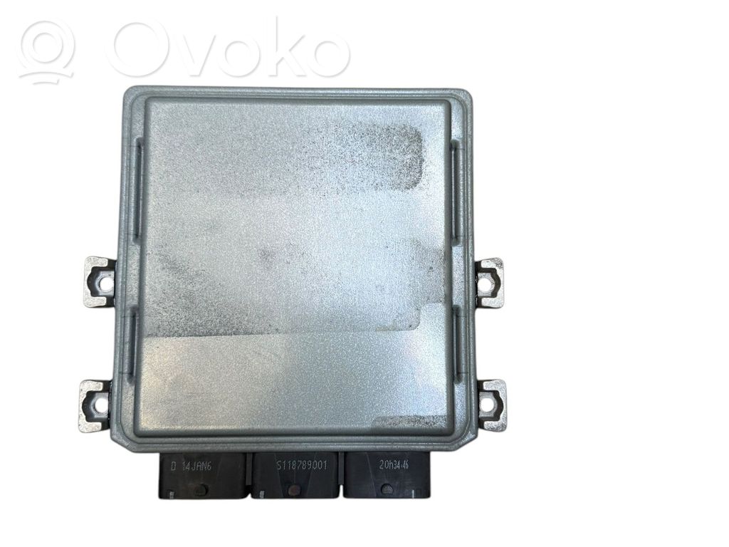 Unidad de control/módulo del motor   5WS40379AT