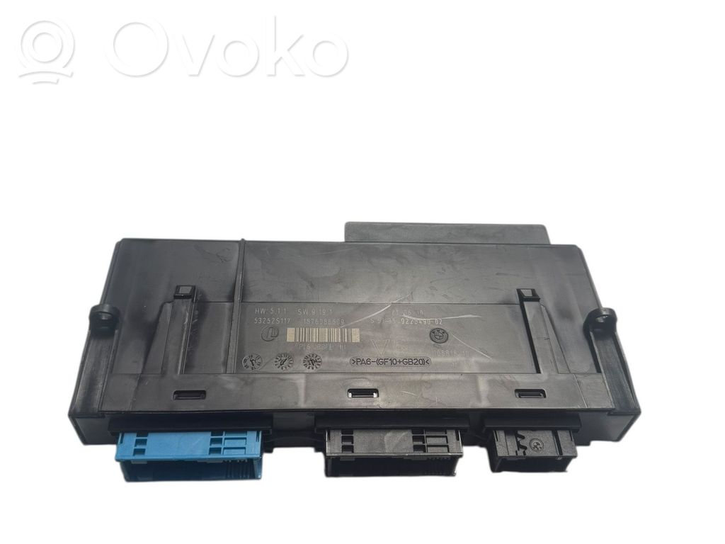 BMW 5 F10 F11 Komforta modulis 