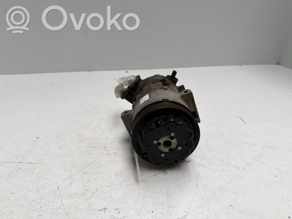 Opel Astra H Air conditioning (A/C) compressor (pump) 