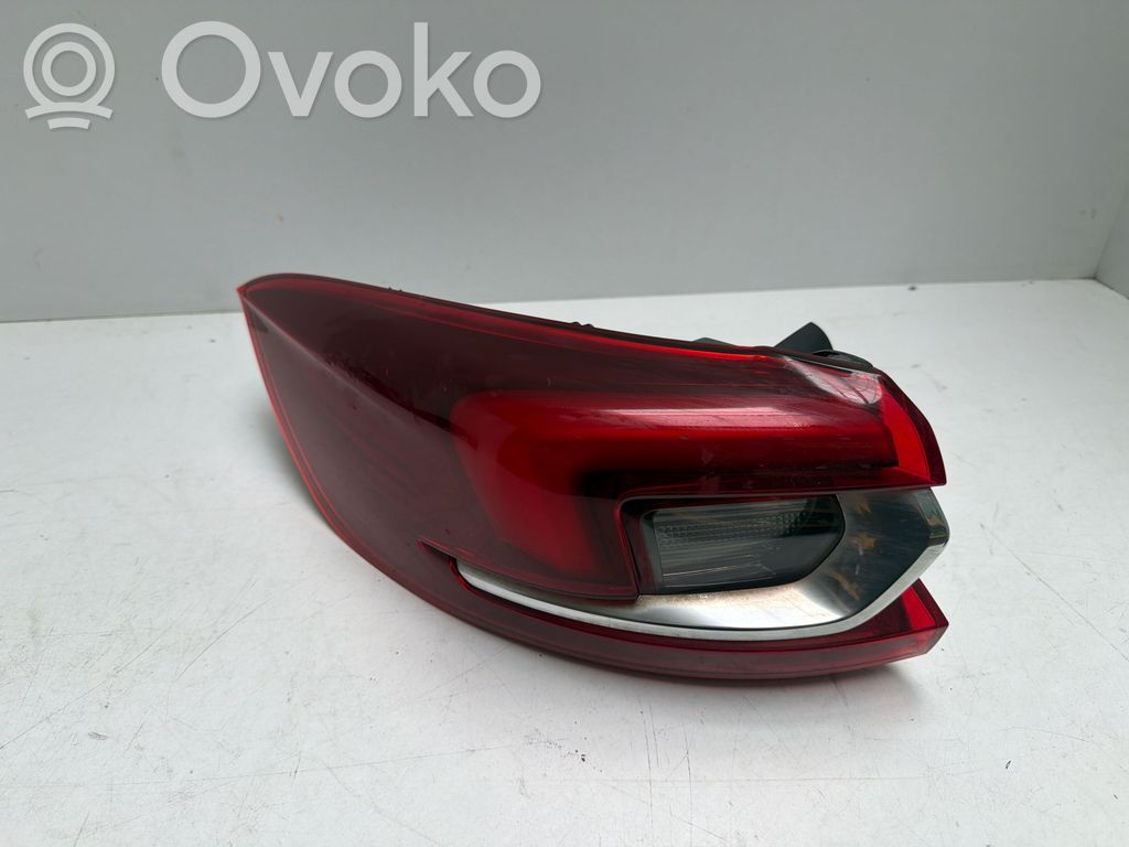 Opel Insignia B Galinis žibintas kėbule 