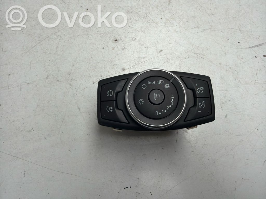 Ford Focus Light switch 