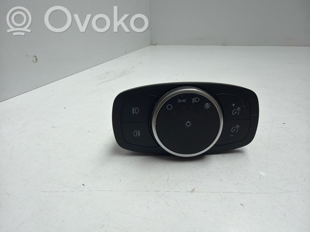 Light switch   JX7T13D061NB,SW52HW0900,10337181