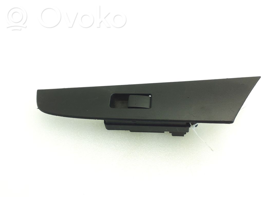 Mazda 3 I Electric window control switch 