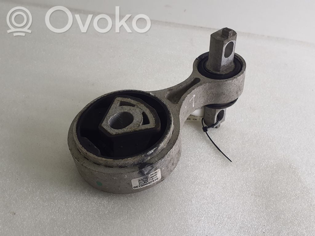 Engine mount bracket   06700042970,30116,00092