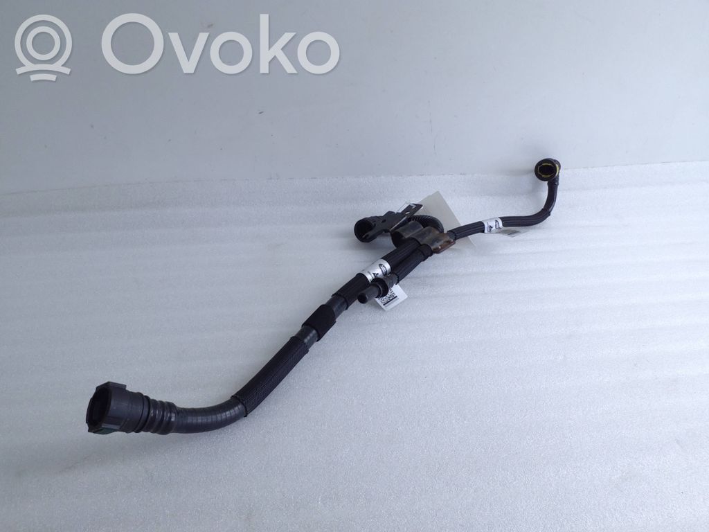Land Rover Evoque II Moottorin vesijäähdytyksen putki/letku 