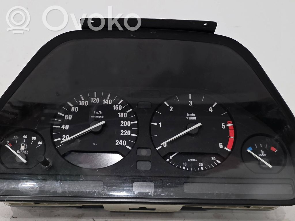 BMW 5 E34 Spidometrs (instrumentu panelī) 