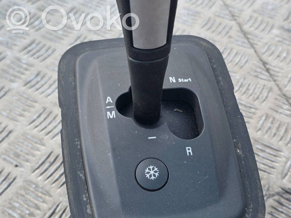 Opel Corsa C Lewarek zmiany biegów / górny 