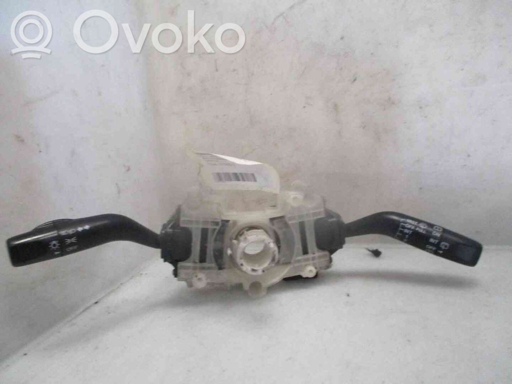 Mazda 323 Leva/interruttore dell’indicatore di direzione e tergicristallo 