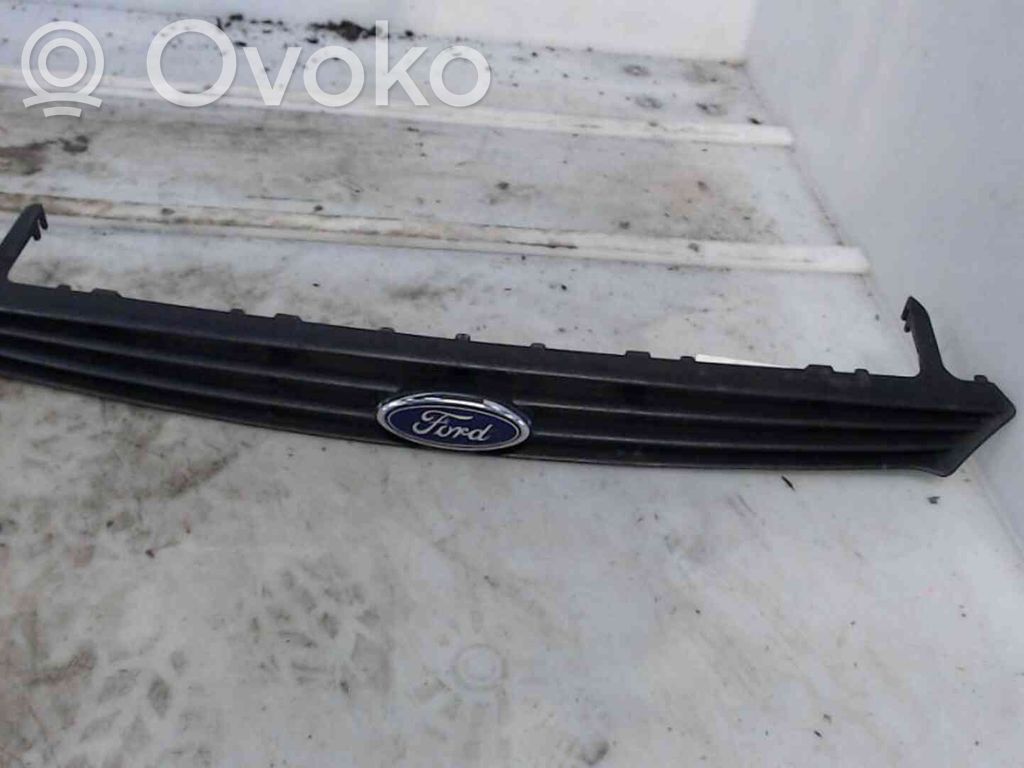 Ford Focus Grilă radiator față 
