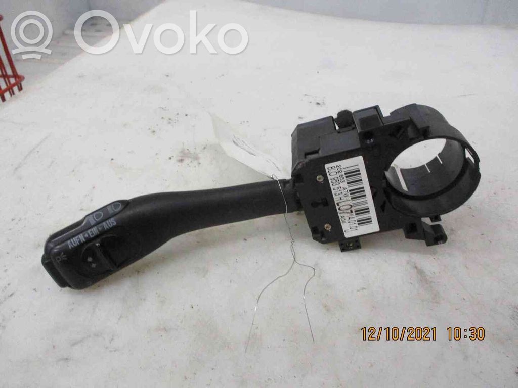 Audi A6 S6 C5 4B Leva indicatori 