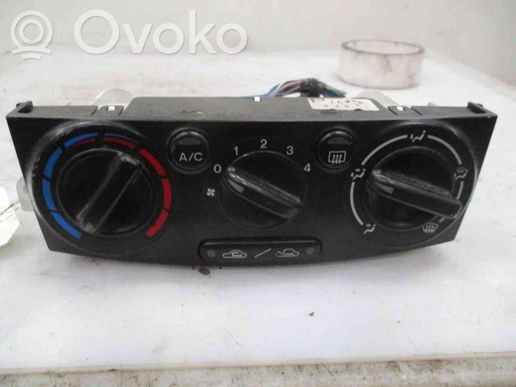 Mazda MPV Climate control unit 