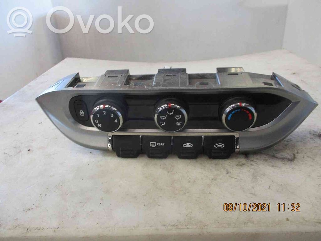 Unitate control climatizare   972501W040,22102426,2536821,VDMS4