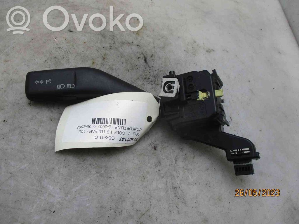 Volkswagen Golf V Commodo de clignotant