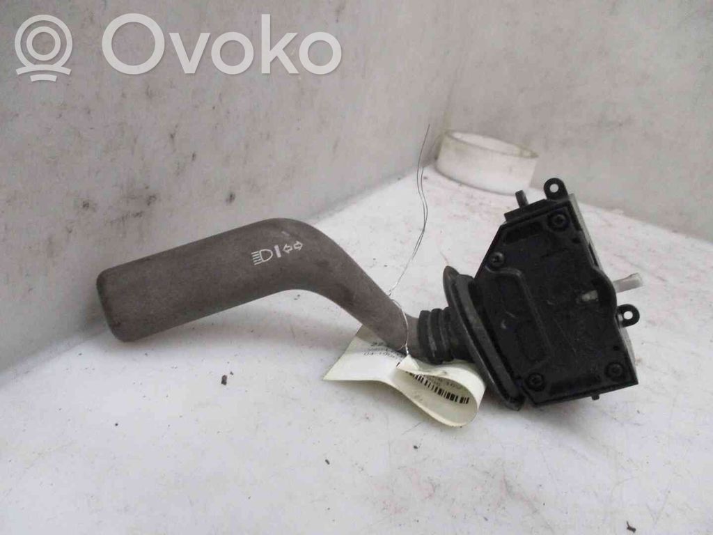 Volvo S40, V40 Leva indicatori 