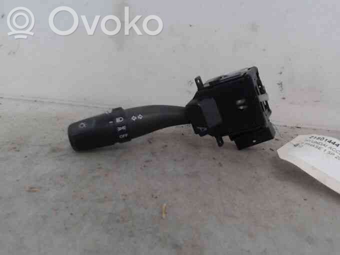 Hyundai Accent Palanca de intermitentes 