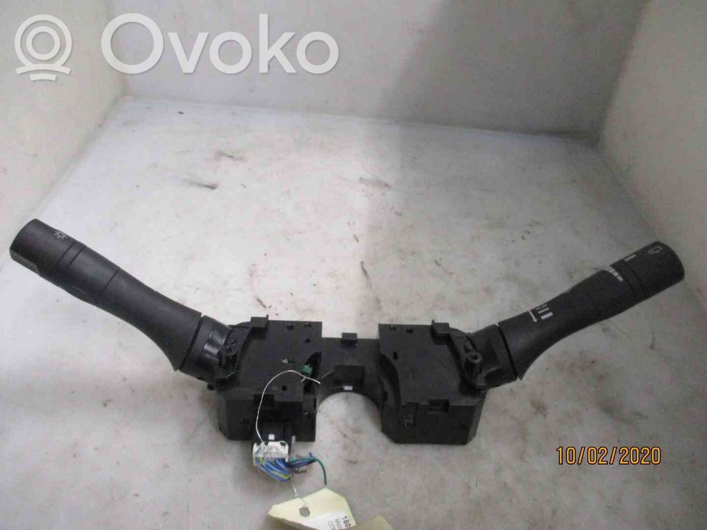 Nissan Micra Commodo, commande essuie-glace/phare