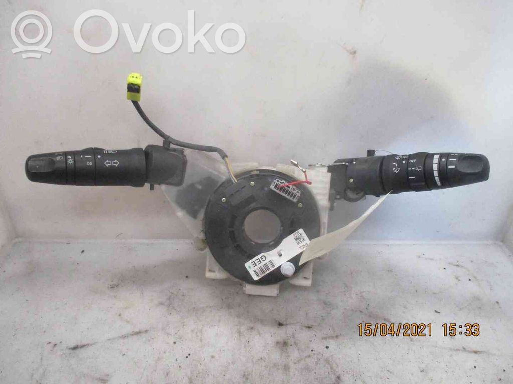 Nissan Micra Bloc semnalizator și ștergător parbriz 