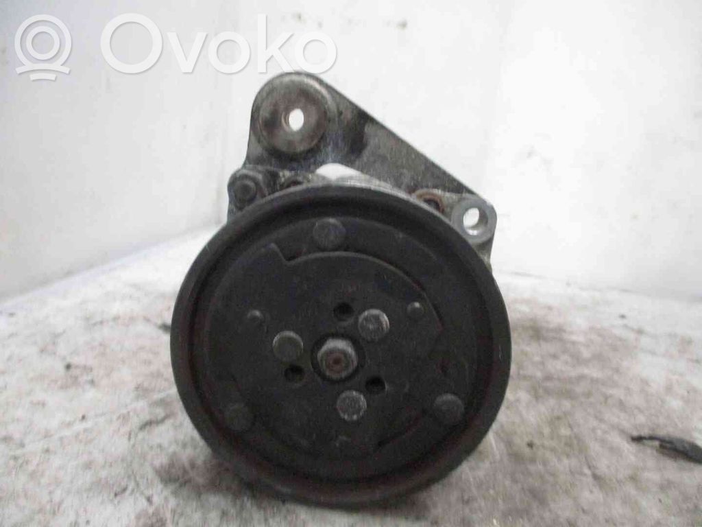 Renault 19 Compresseur de climatisation 
