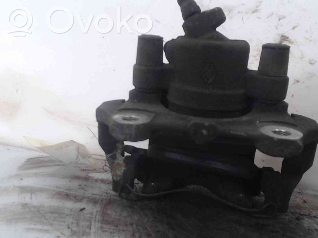 Étrier de frein avant   410118579R,21700441,2501390,VDMS4