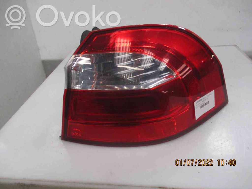 KIA Rio Luci posteriori 