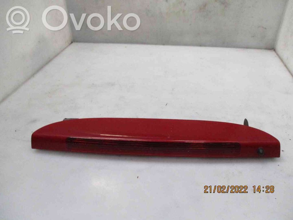 Renault Clio III Lampă frână centrală 