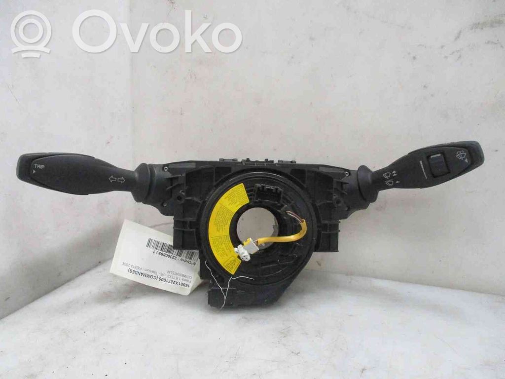 Ford Fiesta Commodo, commande essuie-glace/phare 