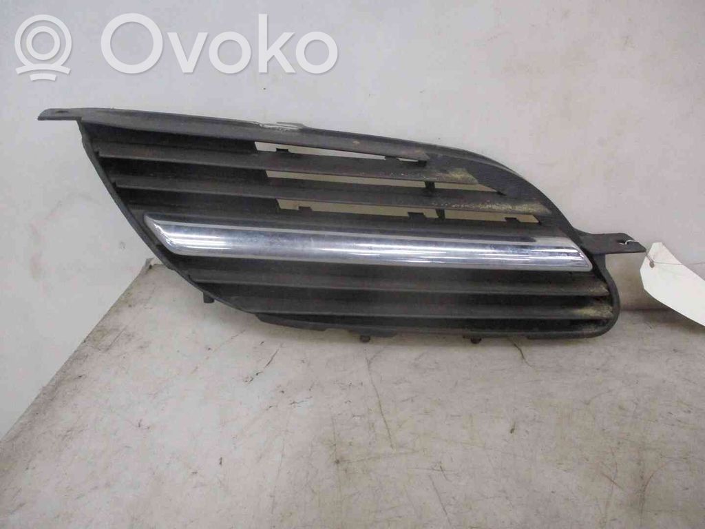 Nissan Almera Tino Kratka dolna zderzaka przedniego 