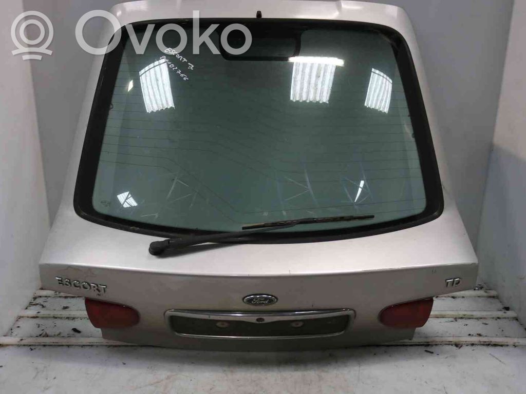 Ford Escort Tailgate/trunk/boot lid 