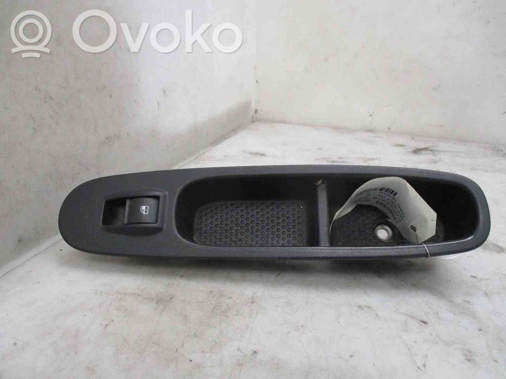 Fiat Punto Evo Interruttore di controllo dell’alzacristalli elettrico 