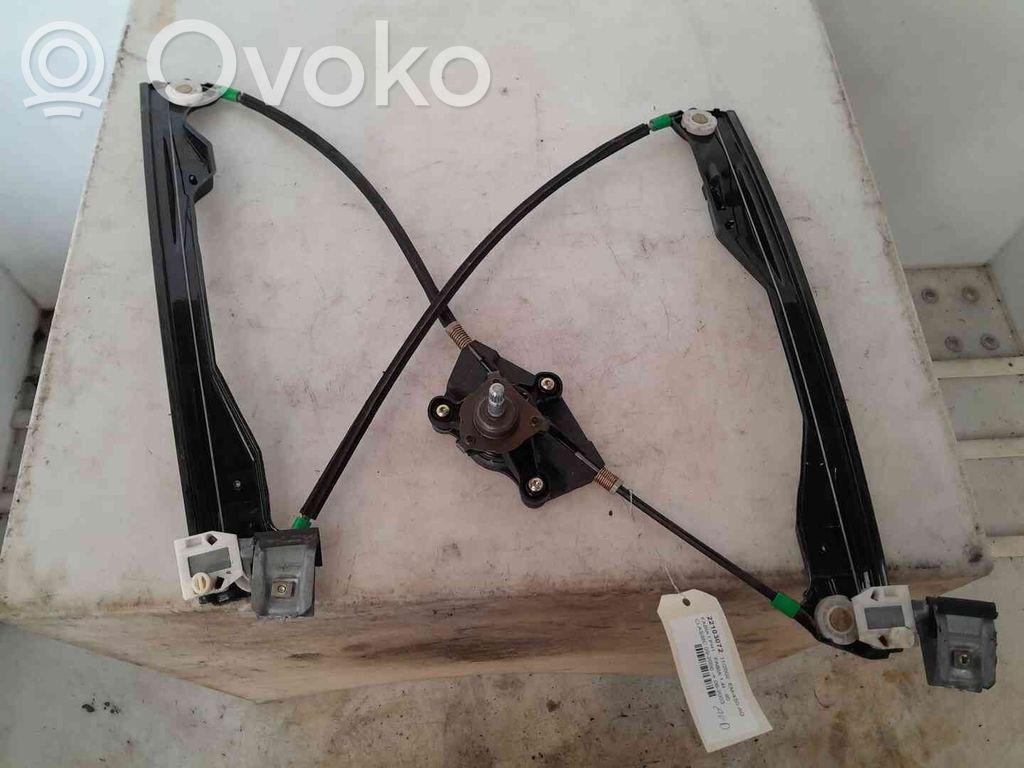 Skoda Fabia Mk1 (6Y) Alzacristalli manuale della portiera anteriore 
