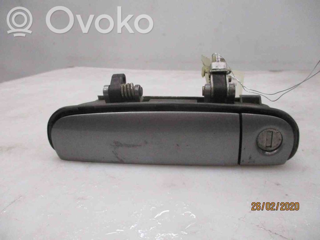 Audi A6 S6 C5 4B Maniglia esterna per portiera anteriore