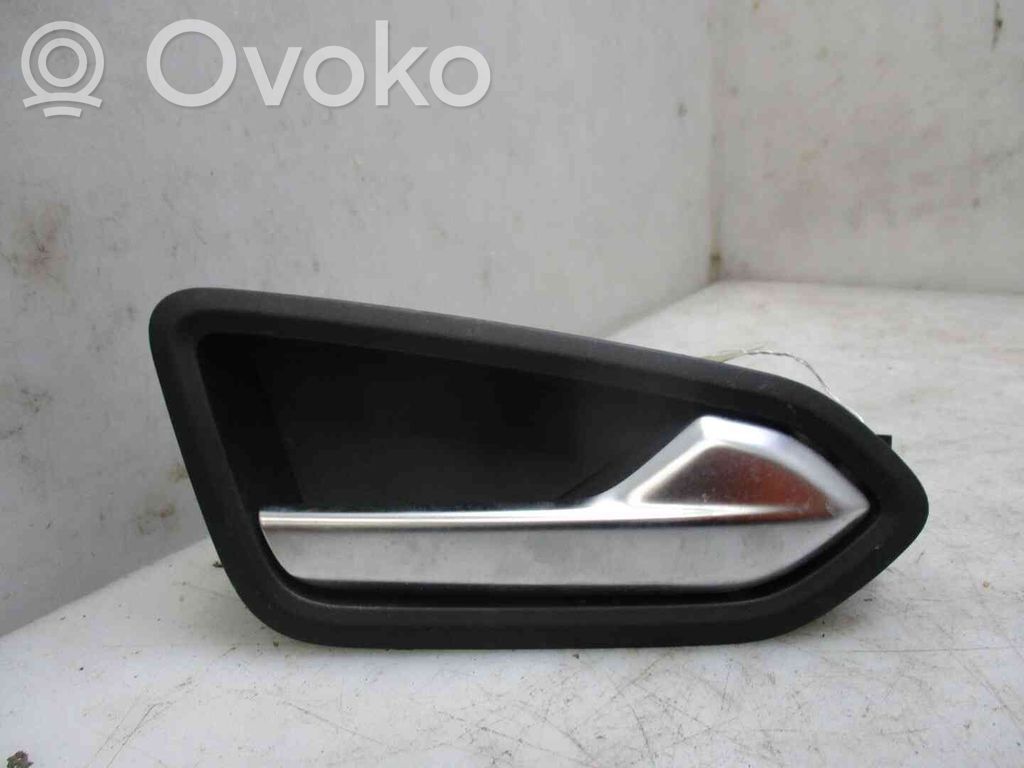 Manecilla interna puerta trasera   826721378R,22400762,2559455,VDMS4