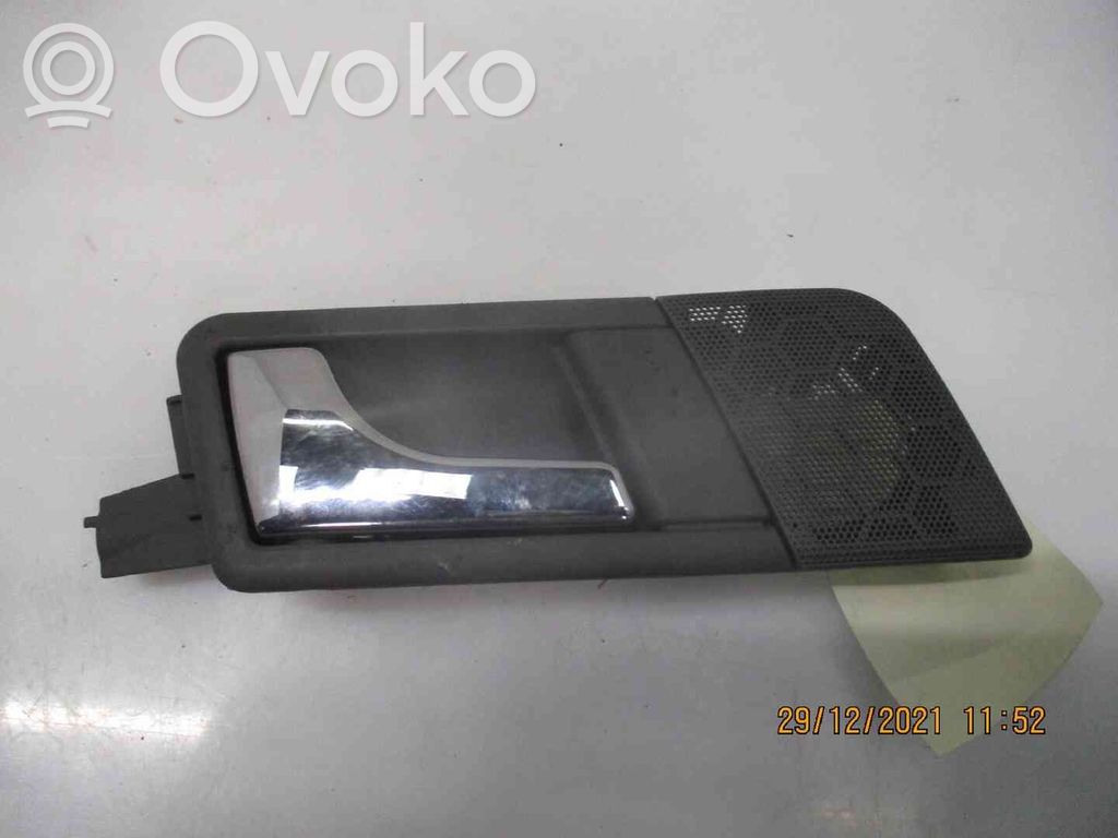 Manecilla interna puerta trasera   8Z0839019C7PE,22102822,2537737,VDMS4