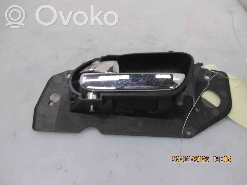Peugeot 607 Manecilla interna puerta delantera 