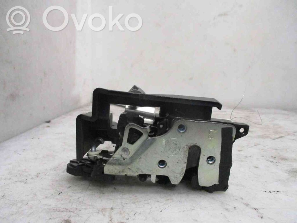 Chevrolet Spark Rear door lock 