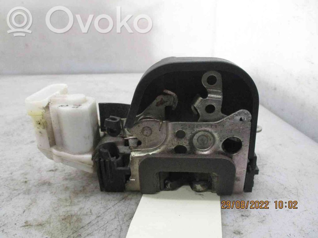 Alfa Romeo 147 Serrure de porte avant