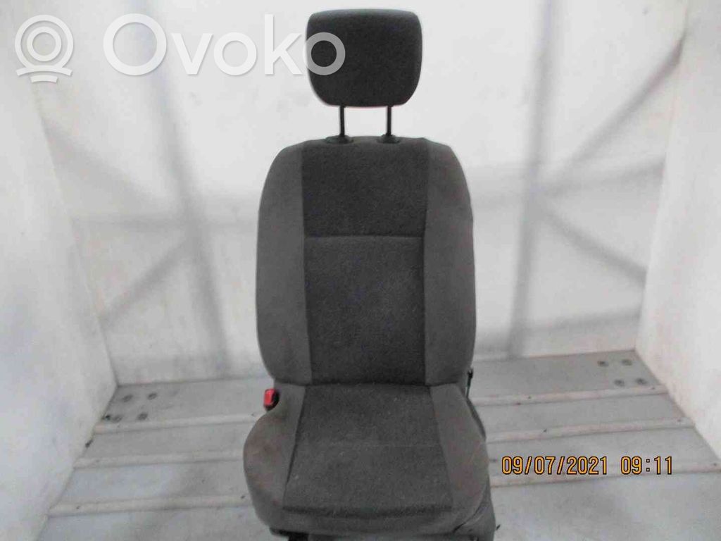 Renault Modus Kuljettajan istuin 