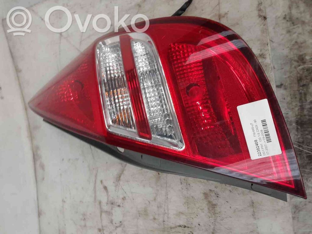 Hyundai i30 Aizmugurējais lukturis virsbūvē 