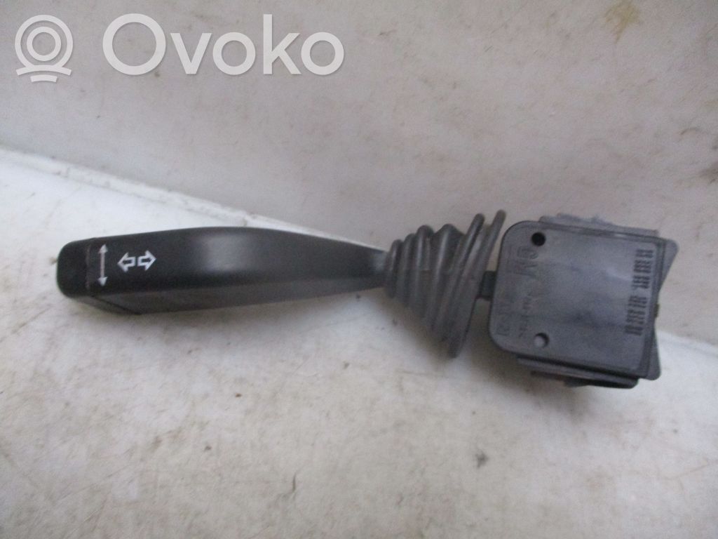 Opel Zafira A Manetă semnalizator 