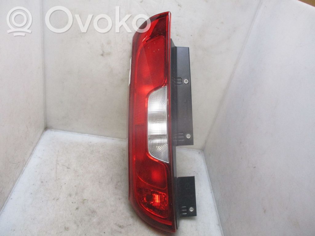 Fiat Doblo Luci posteriori 