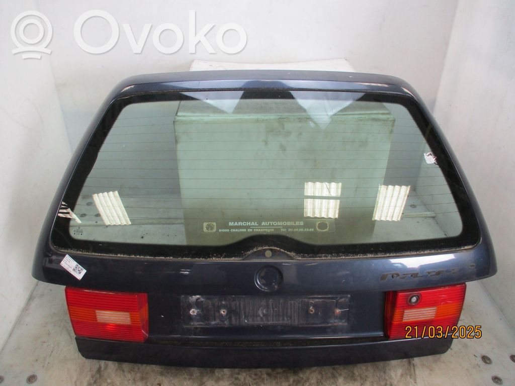 Volkswagen PASSAT B4 Puerta del maletero/compartimento de carga
