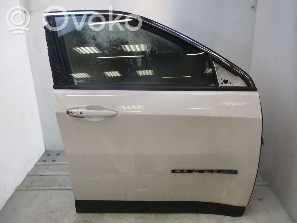 Jeep Compass Priekinės durys 