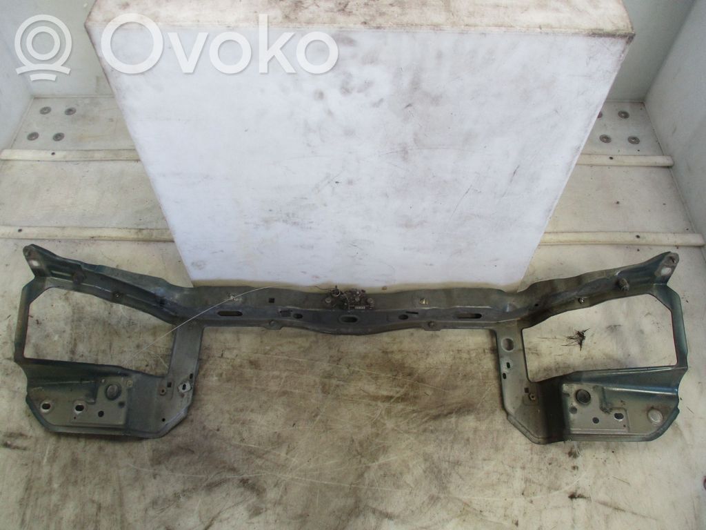 Peugeot 106 Pas przedni 