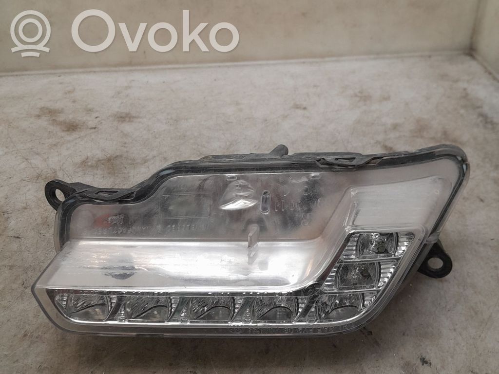 Mercedes-Benz E AMG W210 Proiector lumini zi LED 