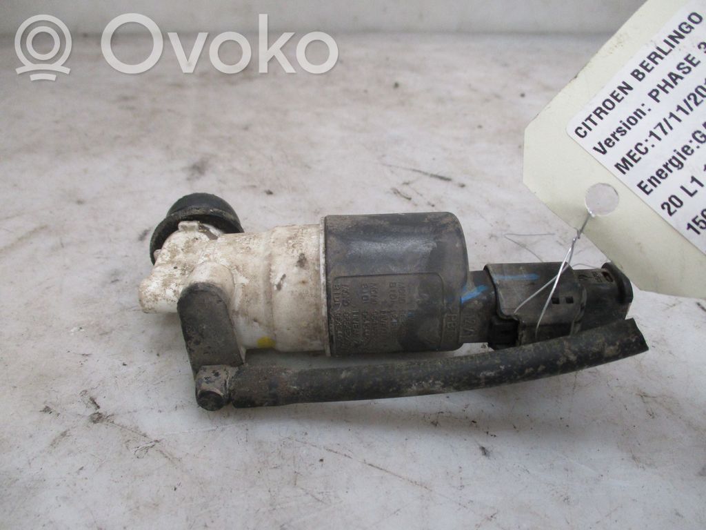 Citroen Berlingo Windscreen/windshield washer pump 