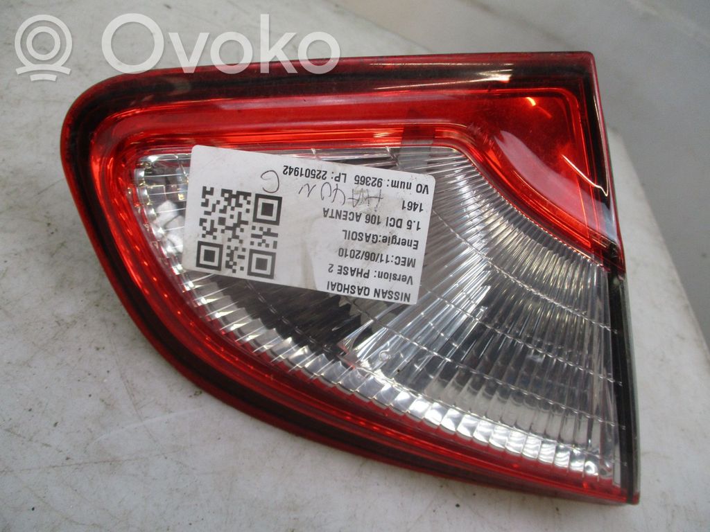 Lampy tylnej klapy bagażnika   26559BR01A,89503189,22501942,8575962,VDMS4