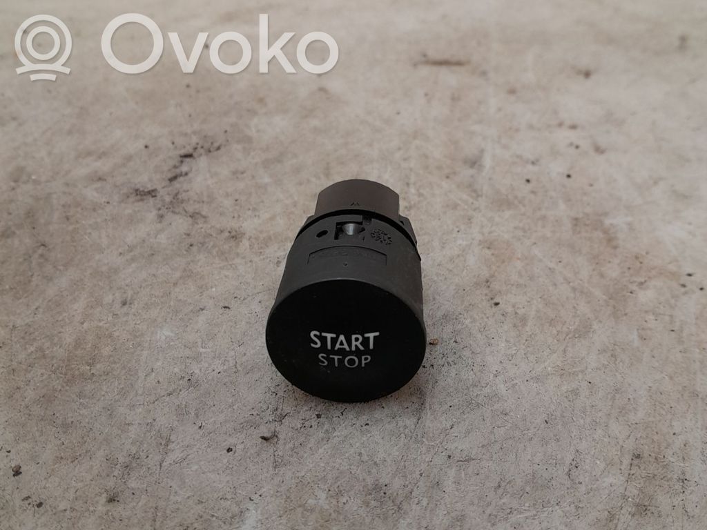 Renault Clio IV Interruttore a pulsante start e stop motore 