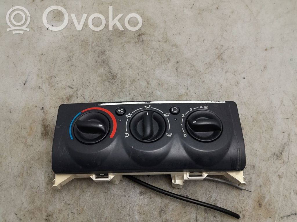 Renault Clio II Climate control unit 