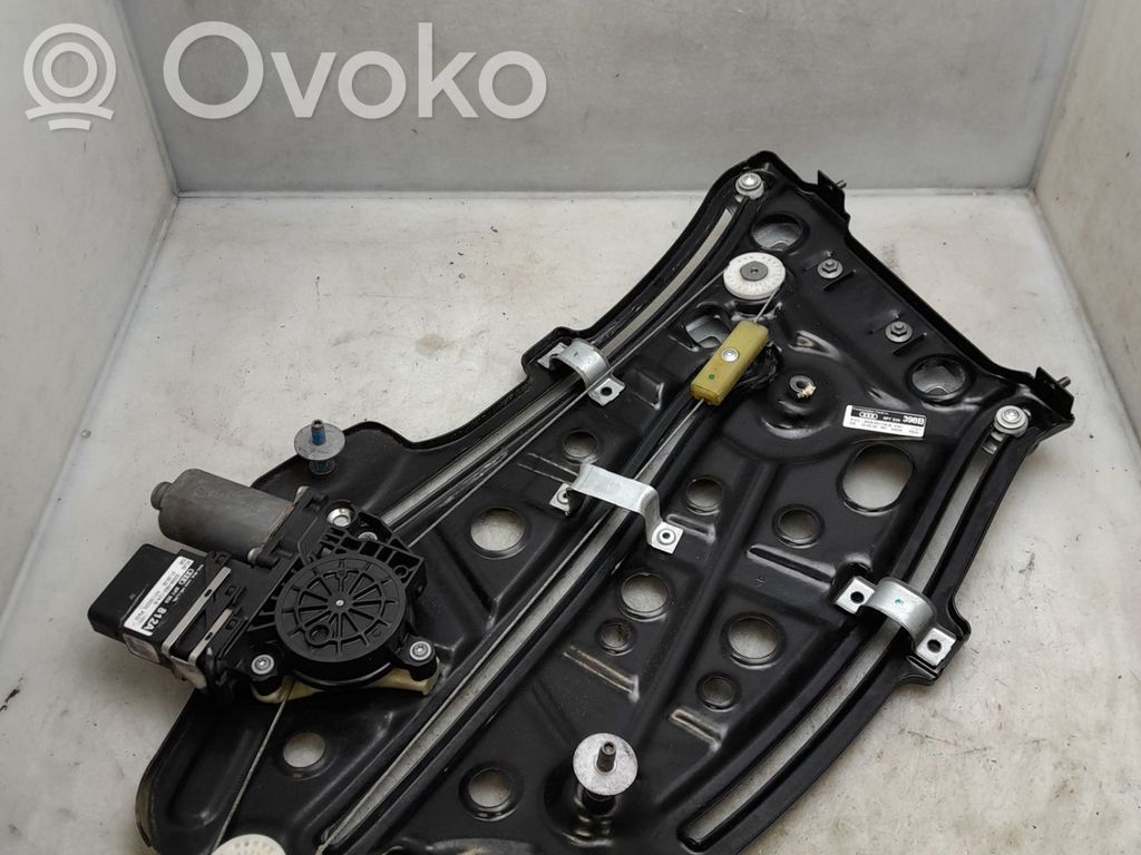 Audi A3 S3 8P Takaoven ikkunan nostin moottorilla 