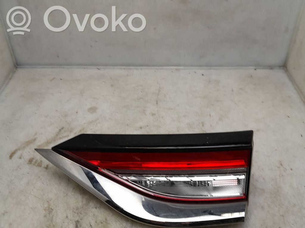 DS Automobiles 3 Crossback Lampy tylnej klapy bagażnika 